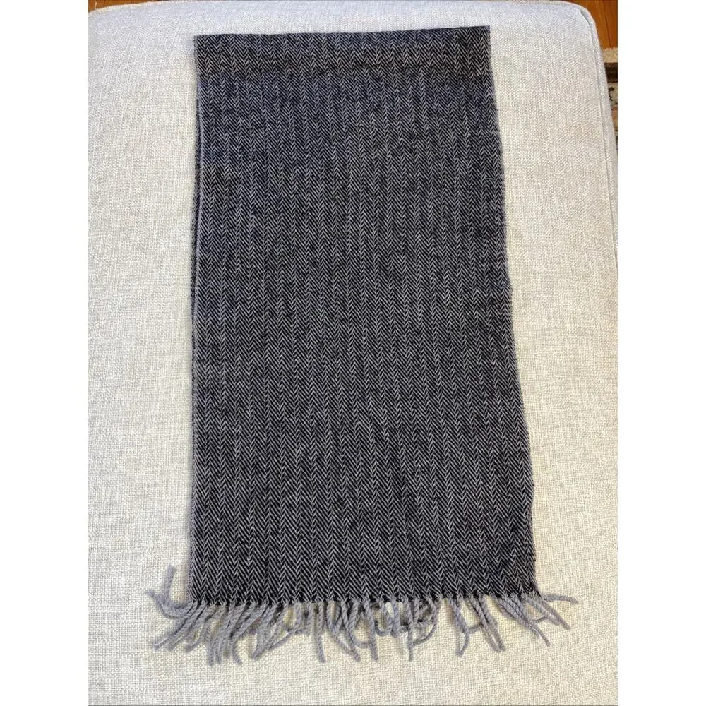 Vintage PIERRE CARDIN Fine Muffler Herringbone 100% Pure Wool Scarf Gray Classic